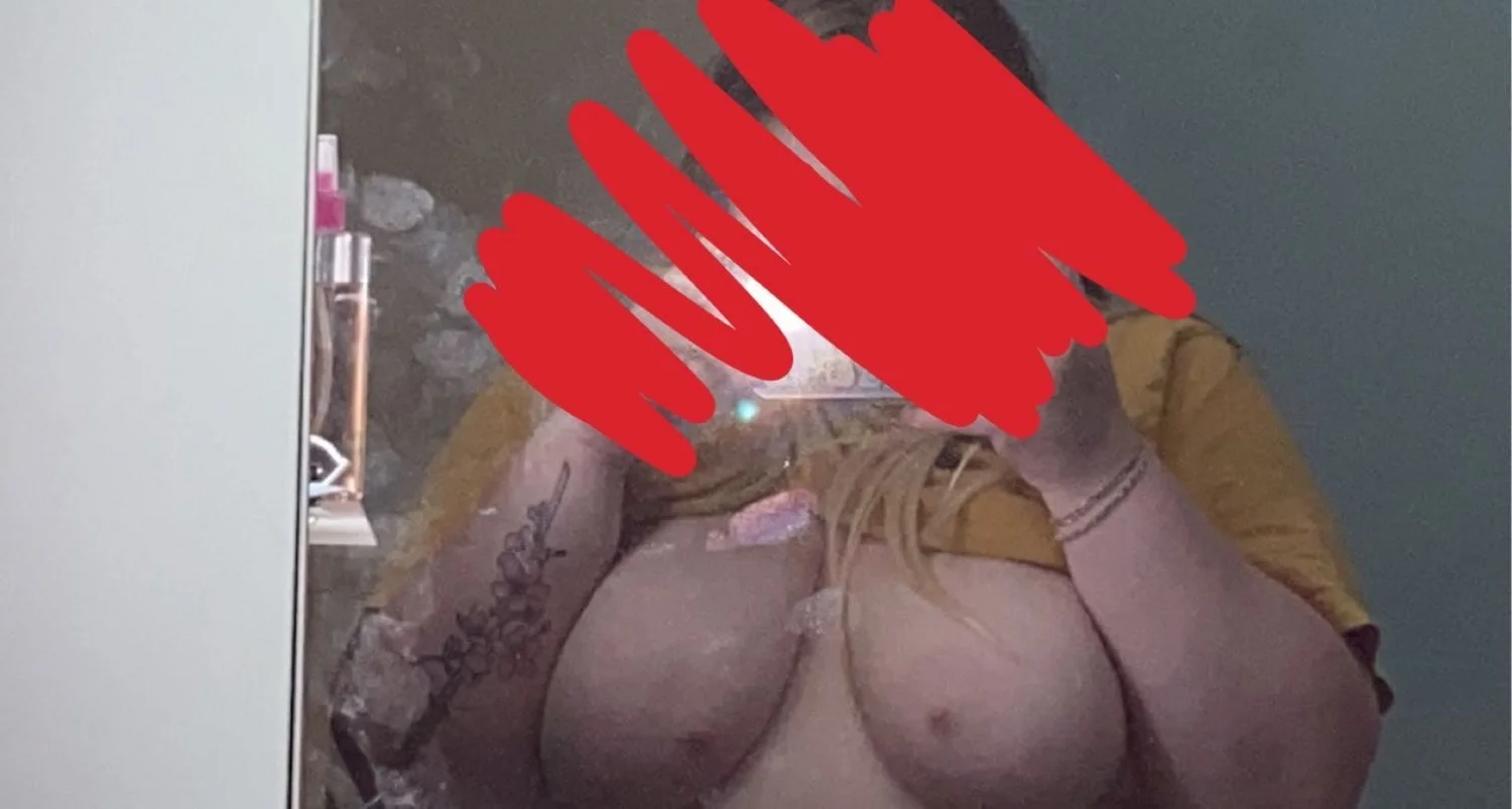 would u fuck my thick blonde? dm me to talk image 8