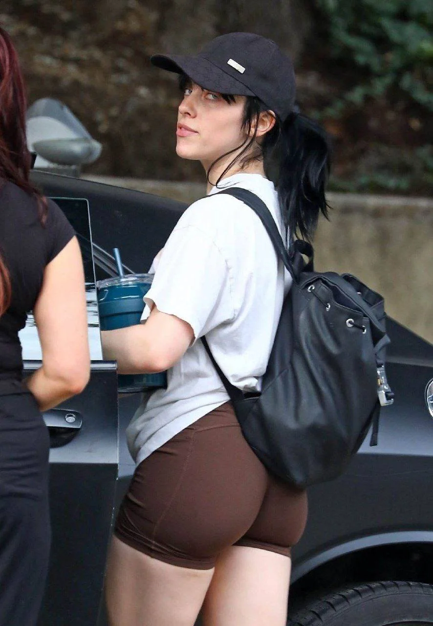 Billie elish image 4