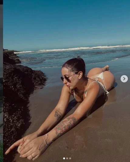 Luli Colorada Culona image 2