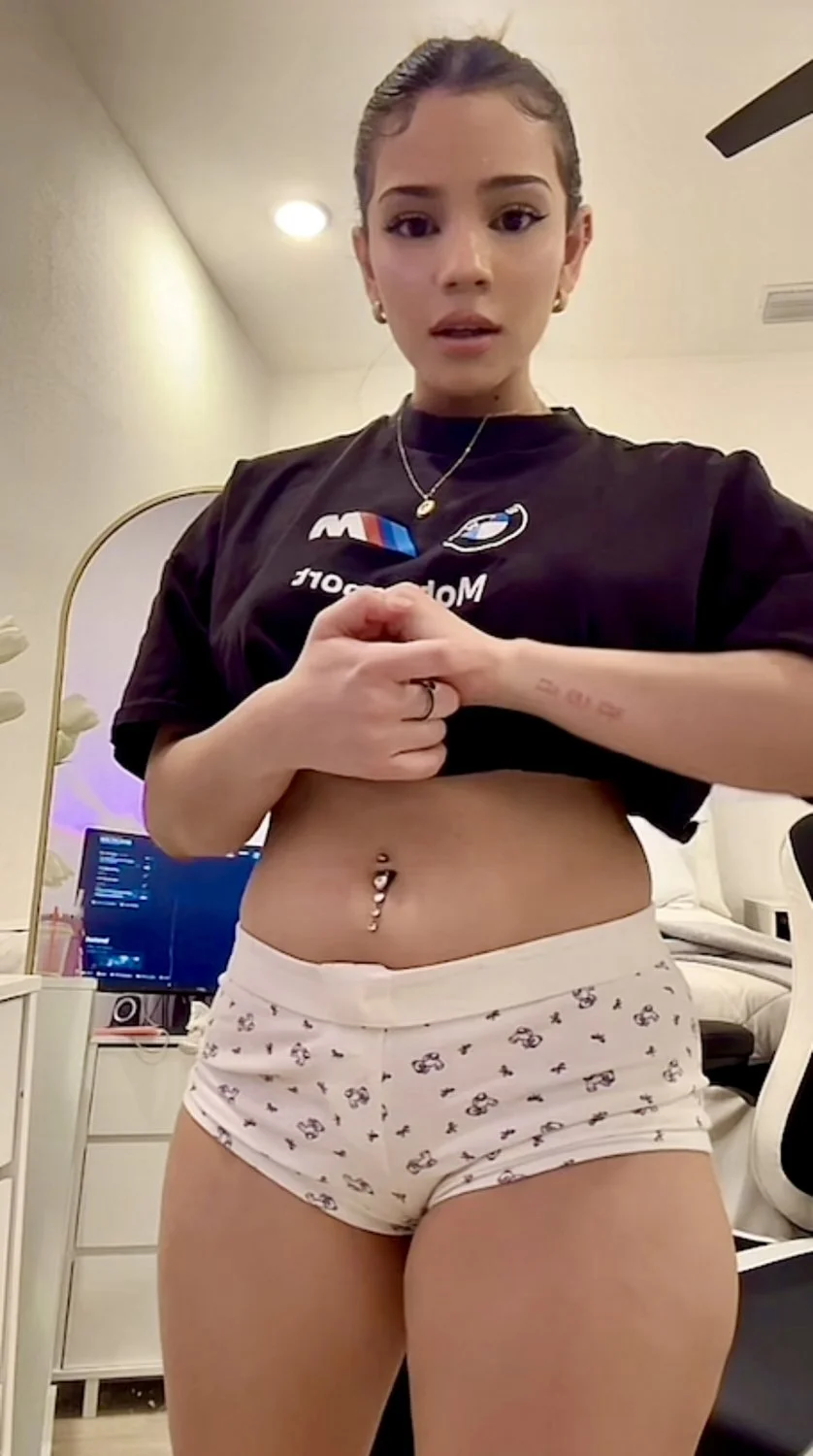Hot Thot image 4