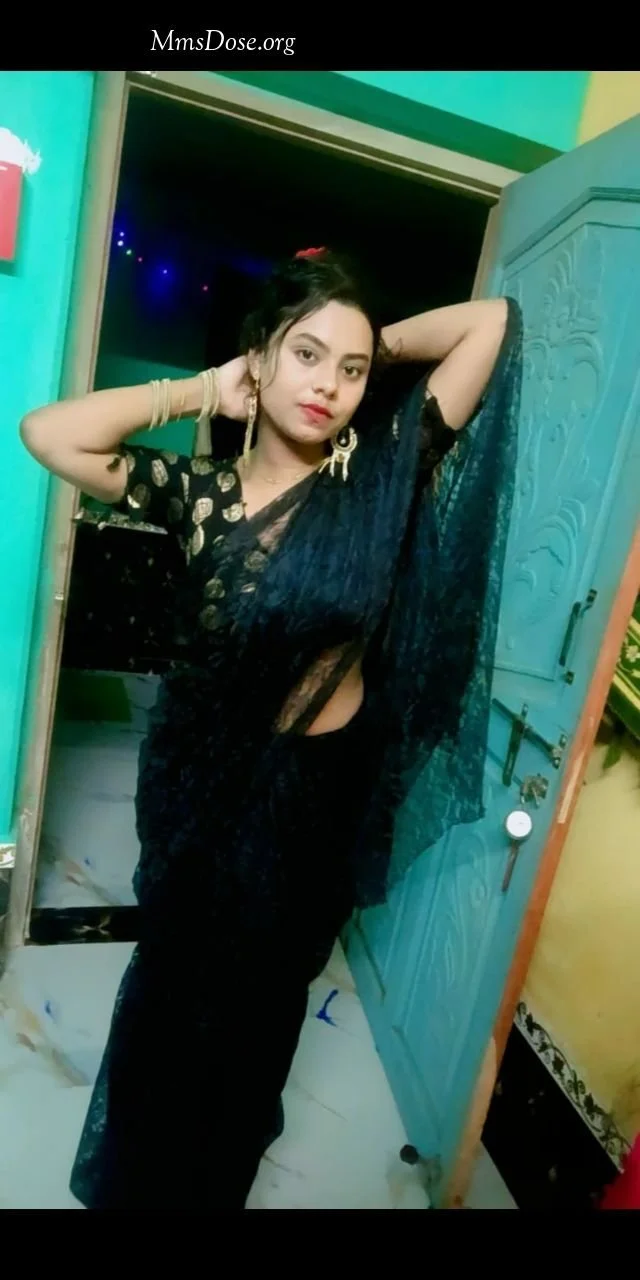 Indian teen girl get two fingers in to ass hall image 15