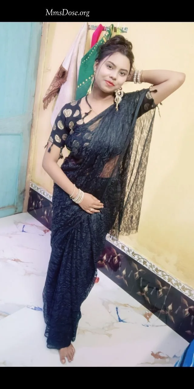 Indian teen girl get two fingers in to ass hall image 3