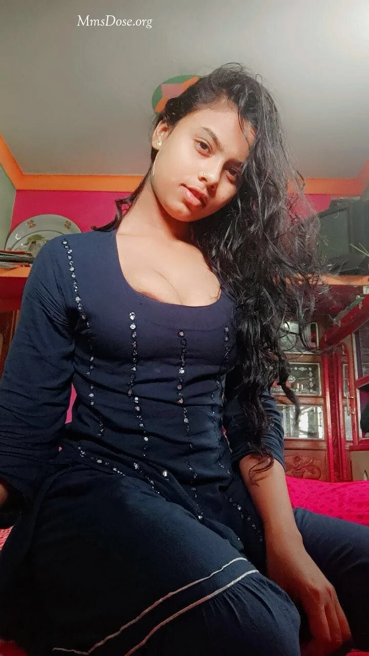 Indian teen girl get two fingers in to ass hall image 5