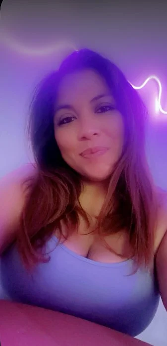 Latina milf leak main image