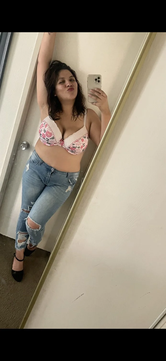 Latina milf leak image 6