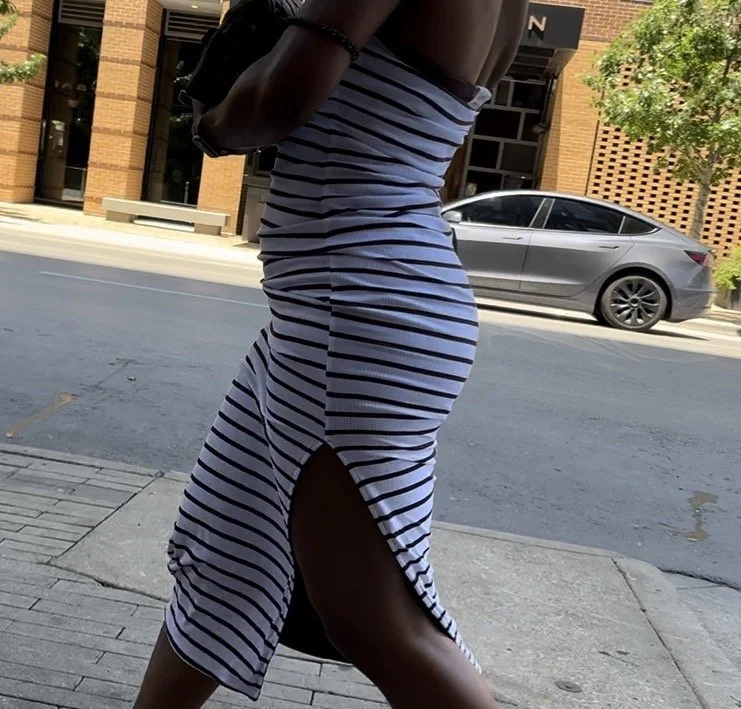 Thick ebony in white dress main image