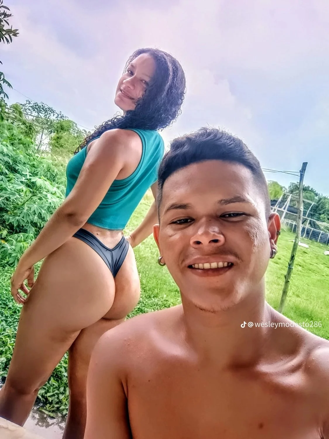 adora exibir a esposa image 5