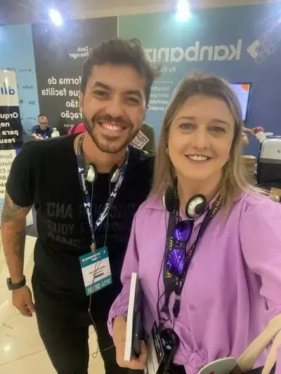 Um seguidor meu me pediu pra vazar a esposa dele Cristiane loira vagabunda puta de corno manso cover image