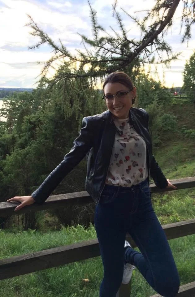 Nerd glasses slut kik @areudad image 13