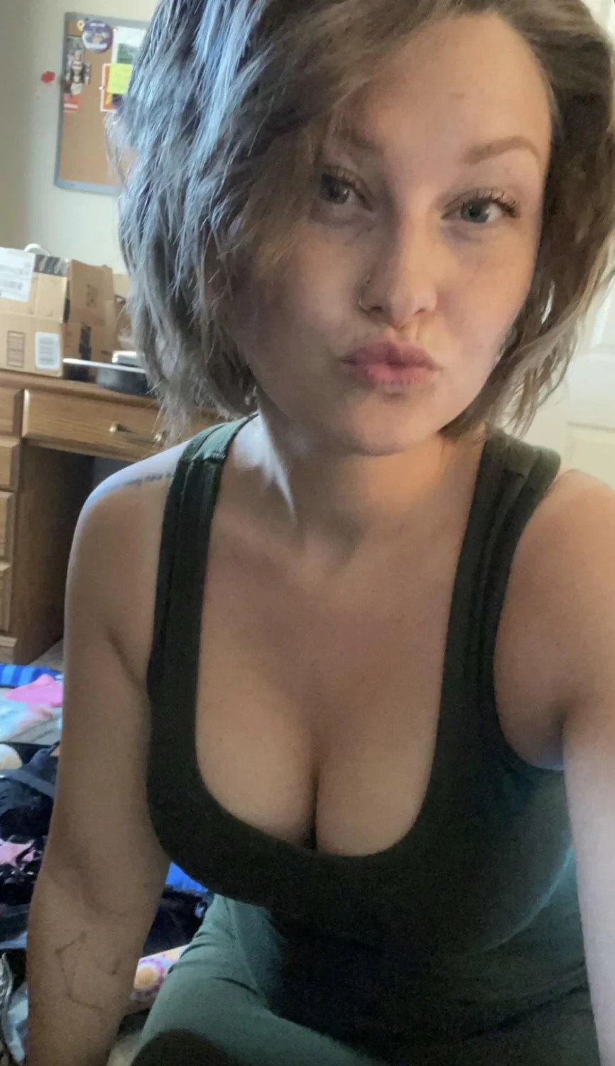 Brooke image 24