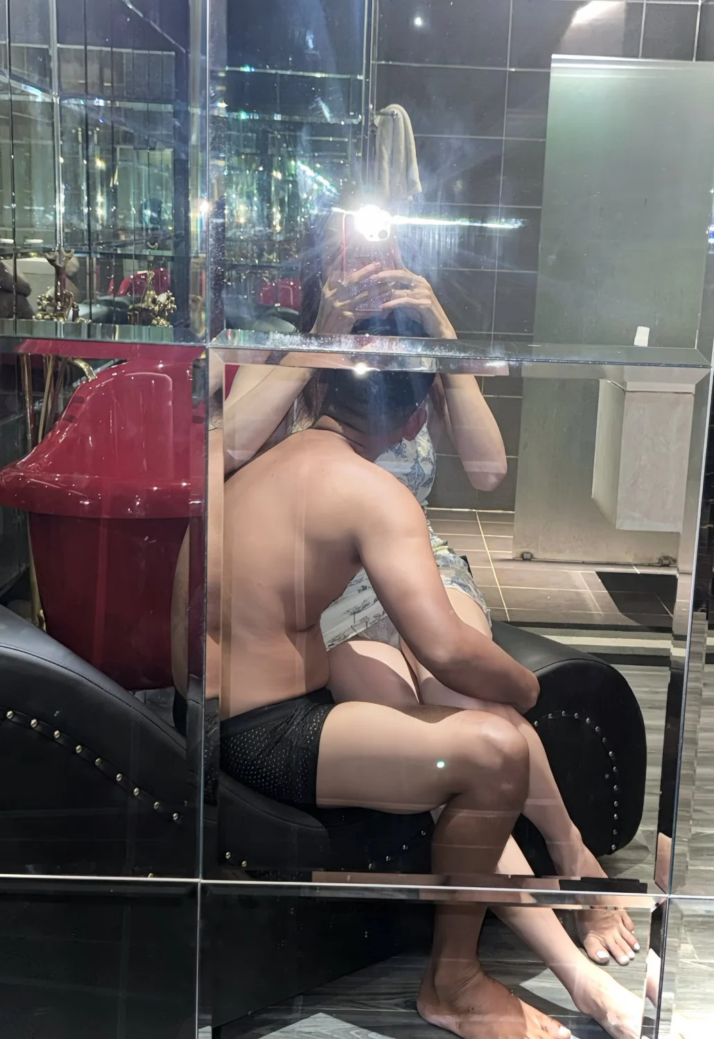 Ladyboy phuong linh image 6