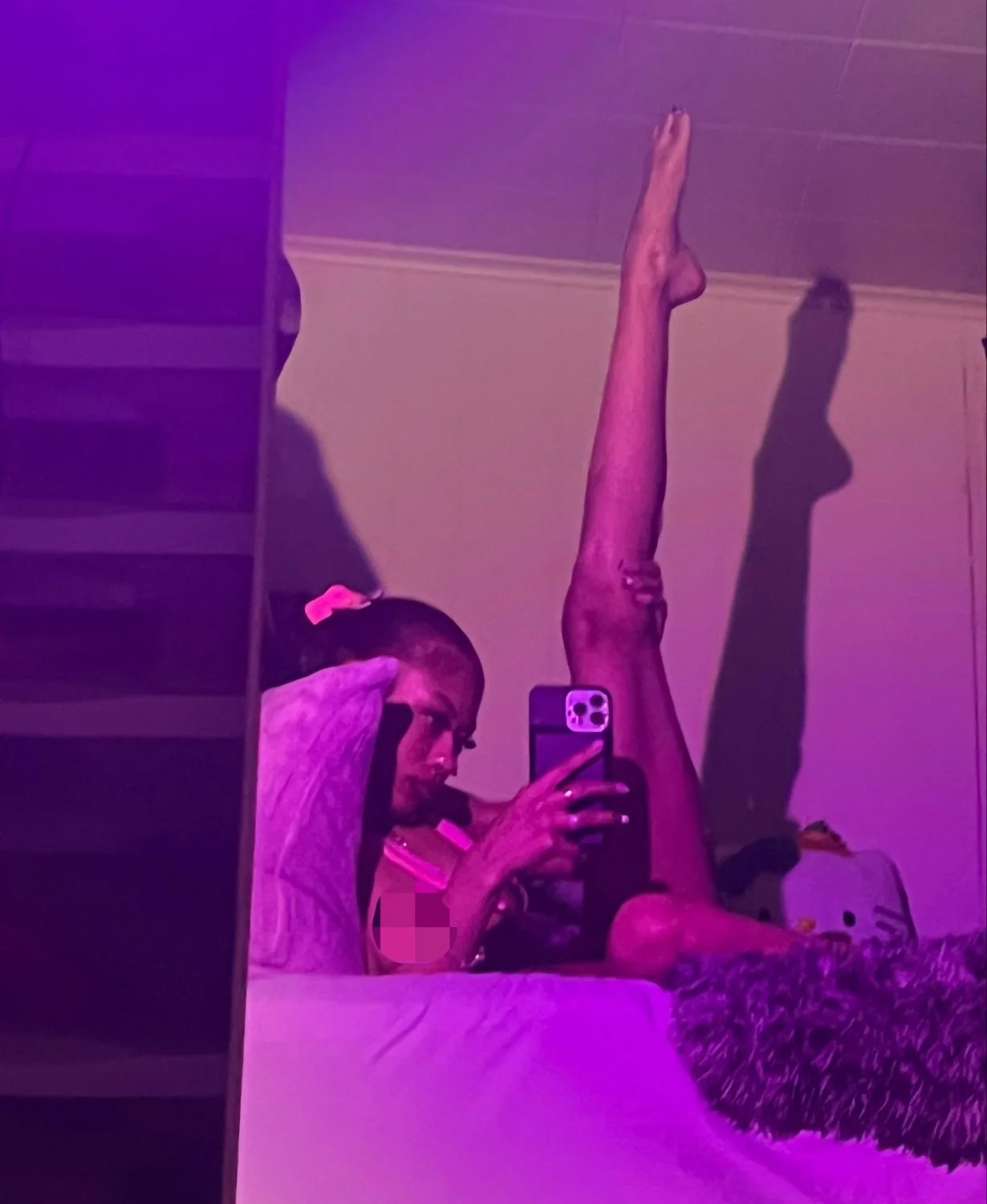 Pretty Petite Lightskin Pyt (tapes in tele) image 6