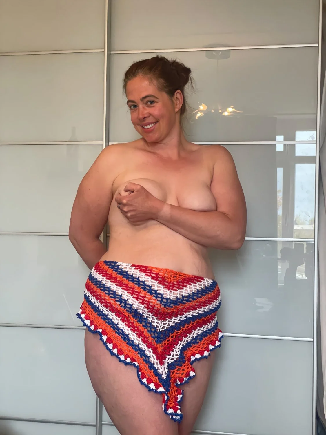 Amazing sexy chubby milf image 15