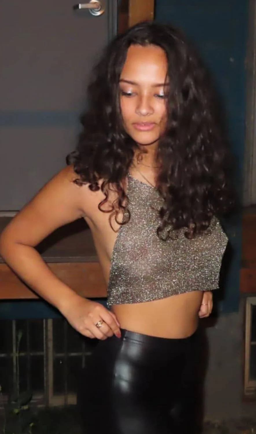 Cute Seattle teen Tia K. image 15