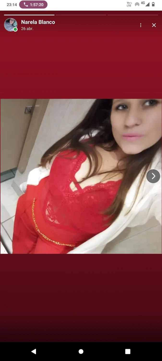 Narela una tetona rica image 6
