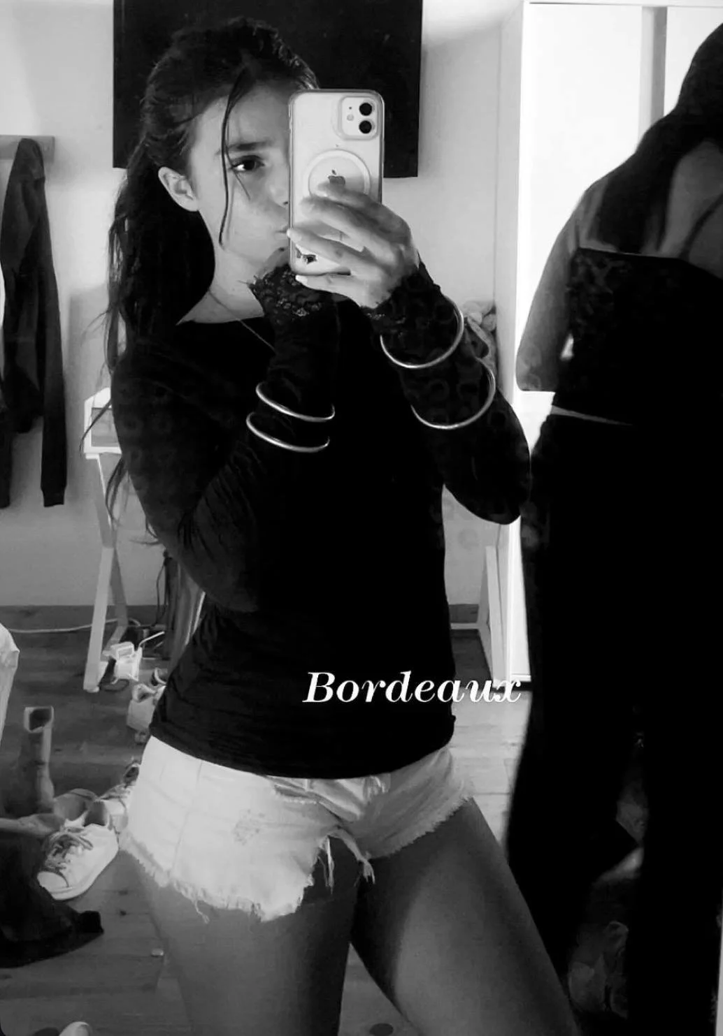 Teen whore with Huge tits image 9