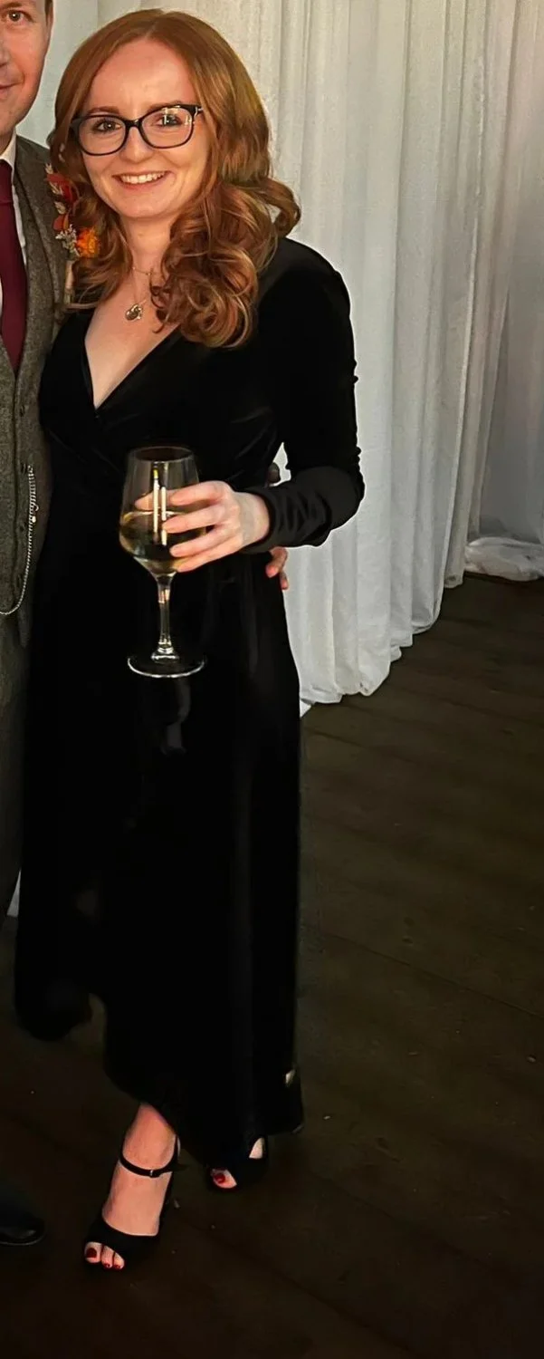 Redhead London Wife main image