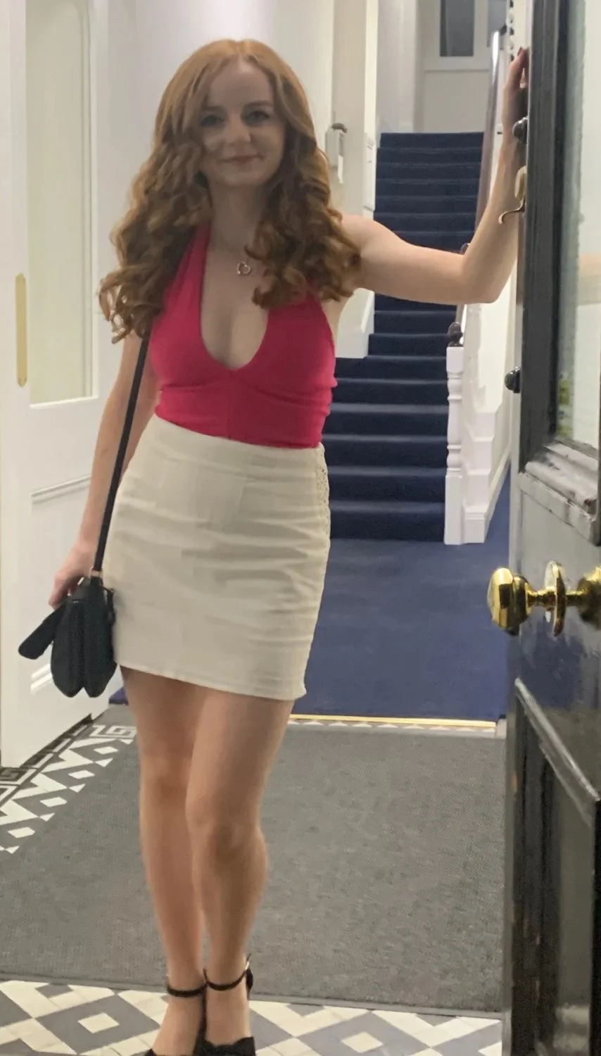 Redhead London Wife image 2