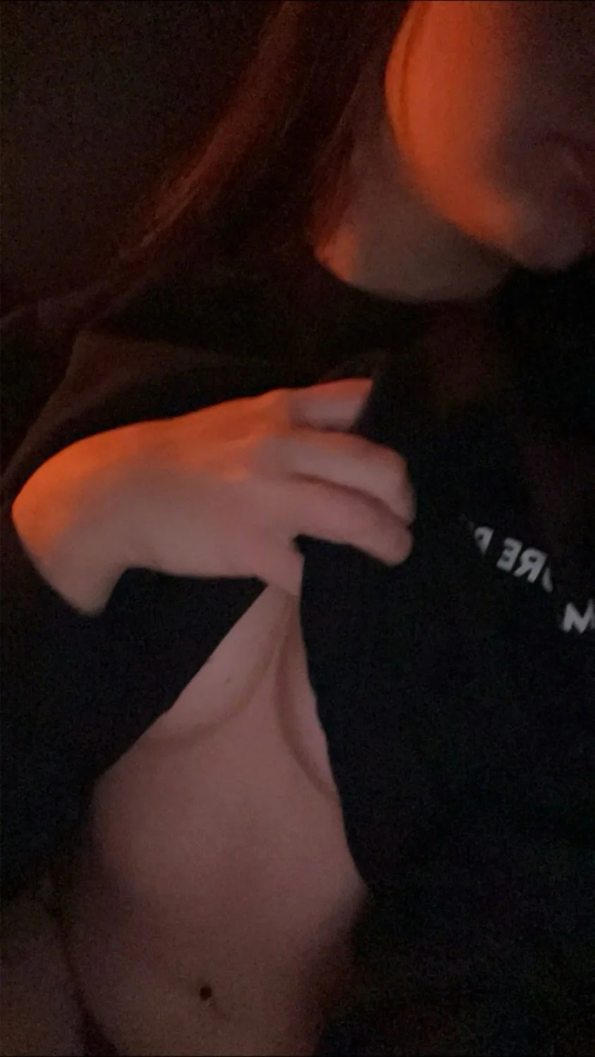 My ex sending me nudes image 4