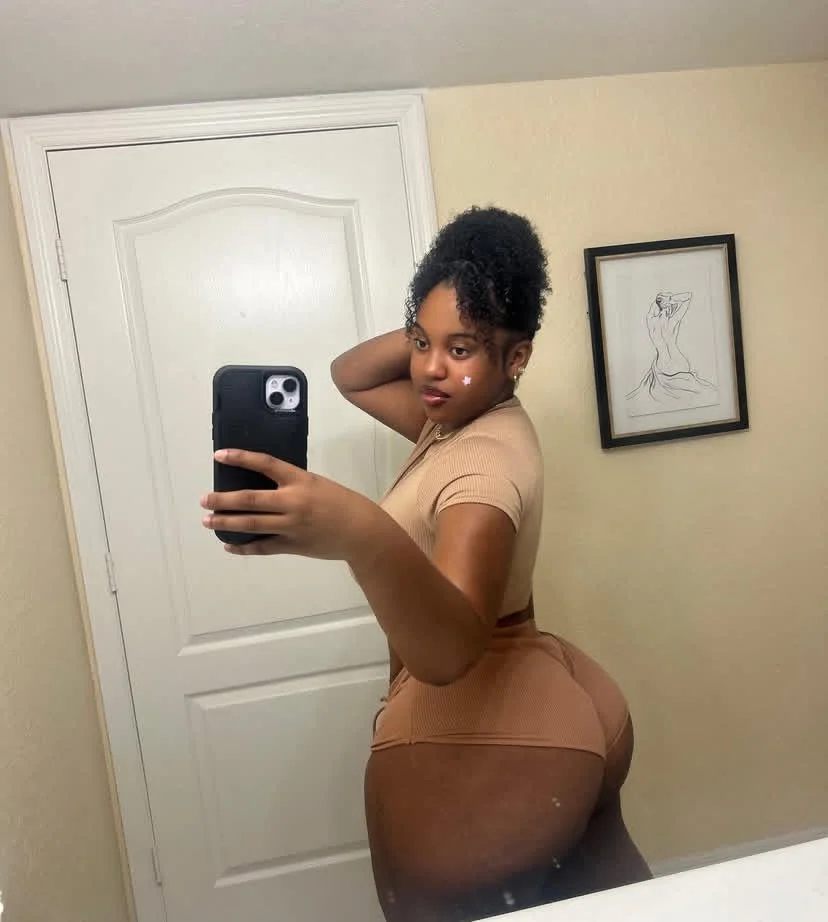 Random baddies #19 thank you for 3k followers image 2