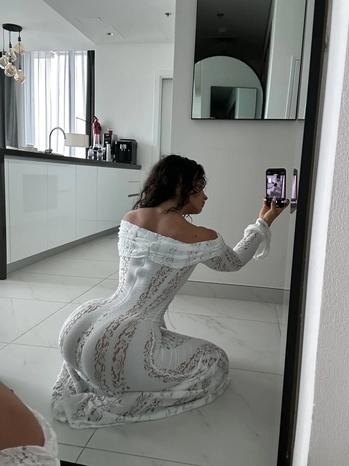Body is Tea 4 image 10