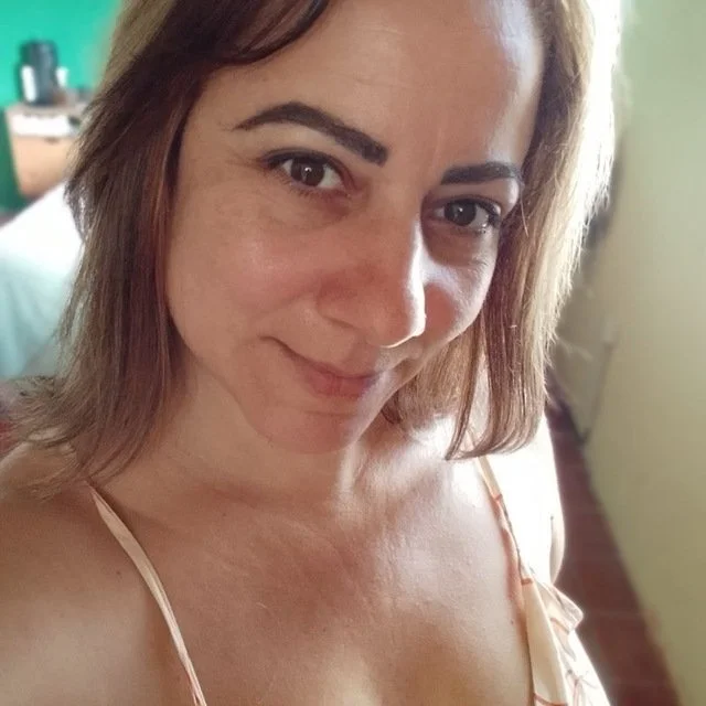 Cojiendo una brasilera milf image 2