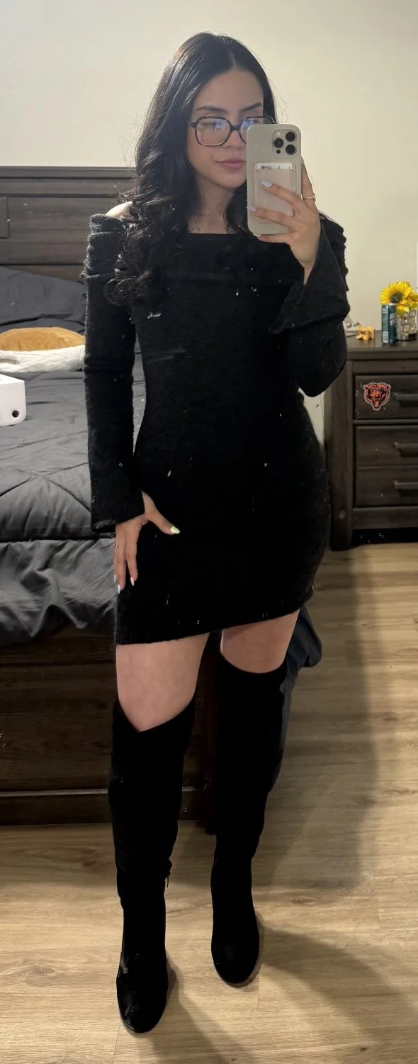 Funsize innocent looking Latina loves being a slut for strangers on the internet image 9
