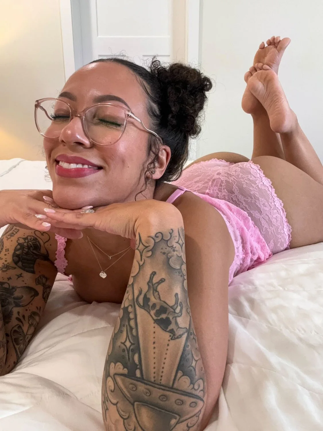 Livs Thick ass image 2