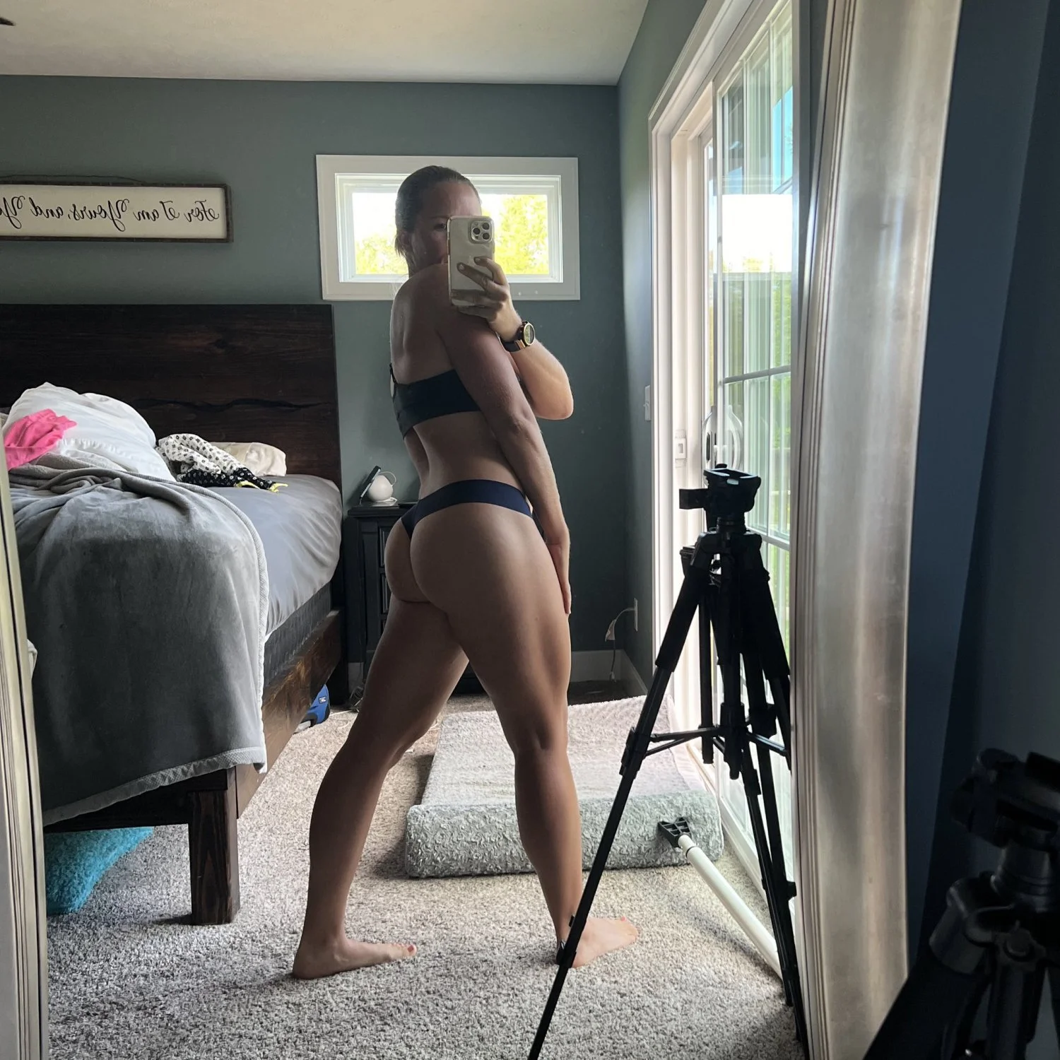 HotWife image 4