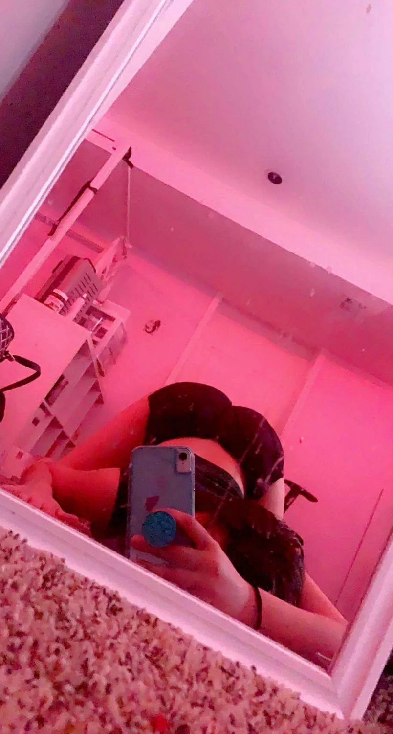 Snap whores image 38