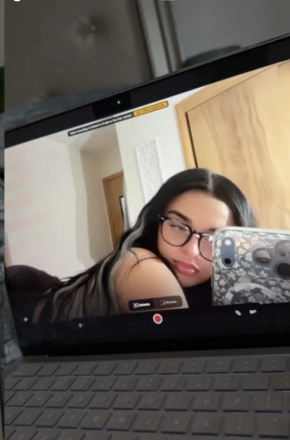 exposing my friends gf whole group fucked to the world, 2.5k likes & I’ll expose her name! repost image 15