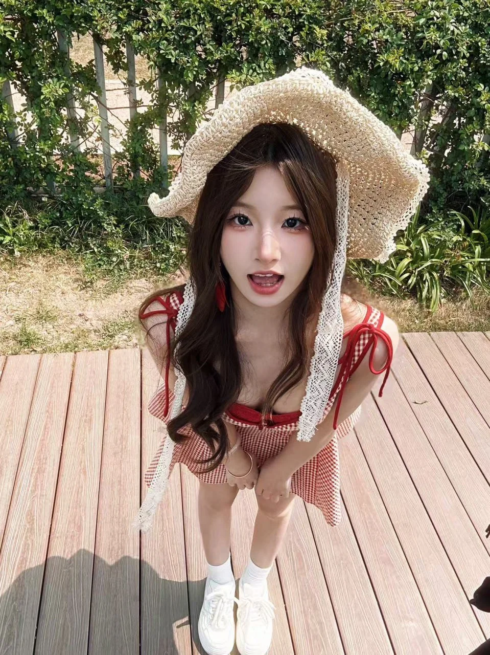asian babe image 2