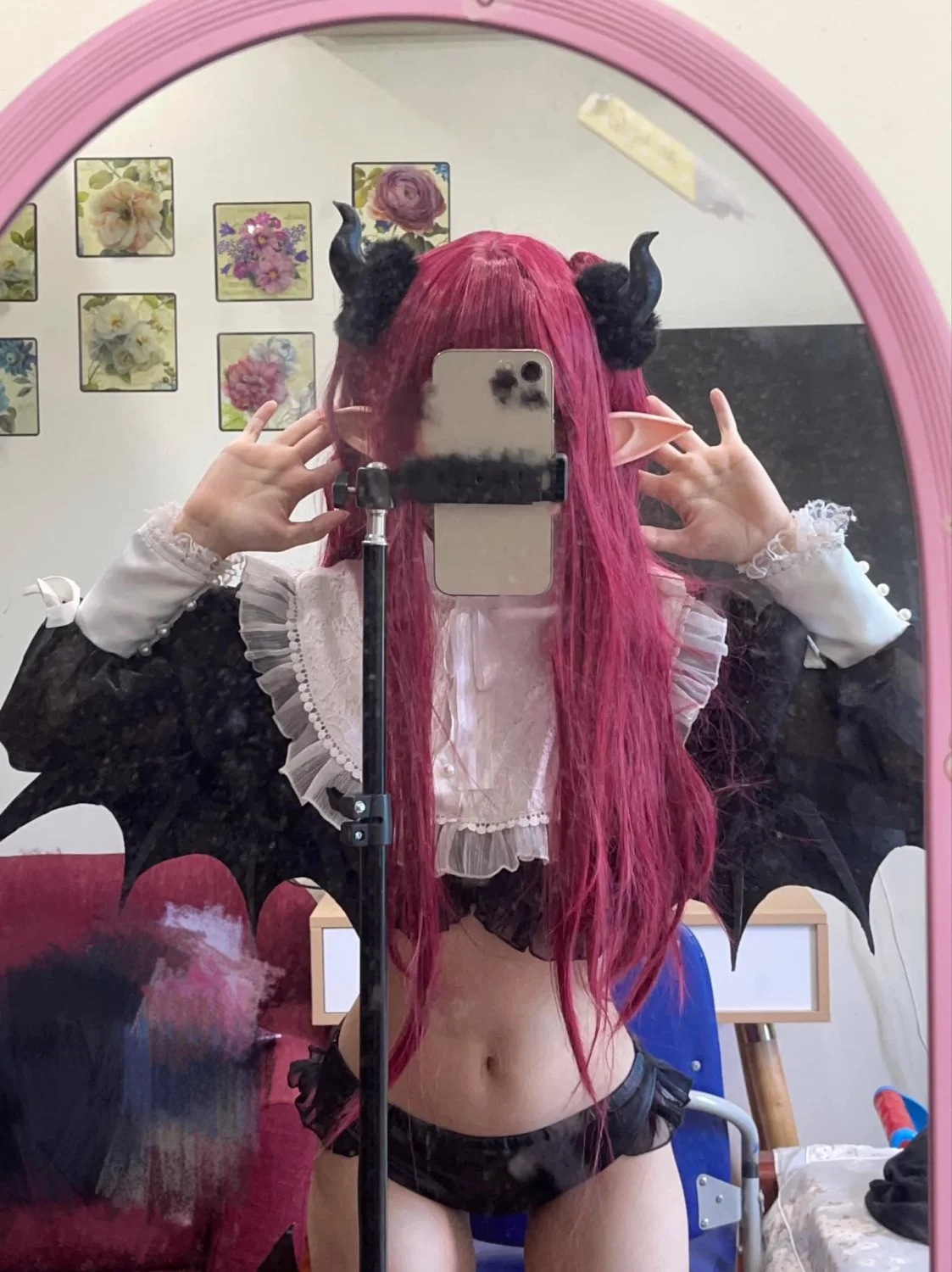 sexy naive cosplayer friend image 25