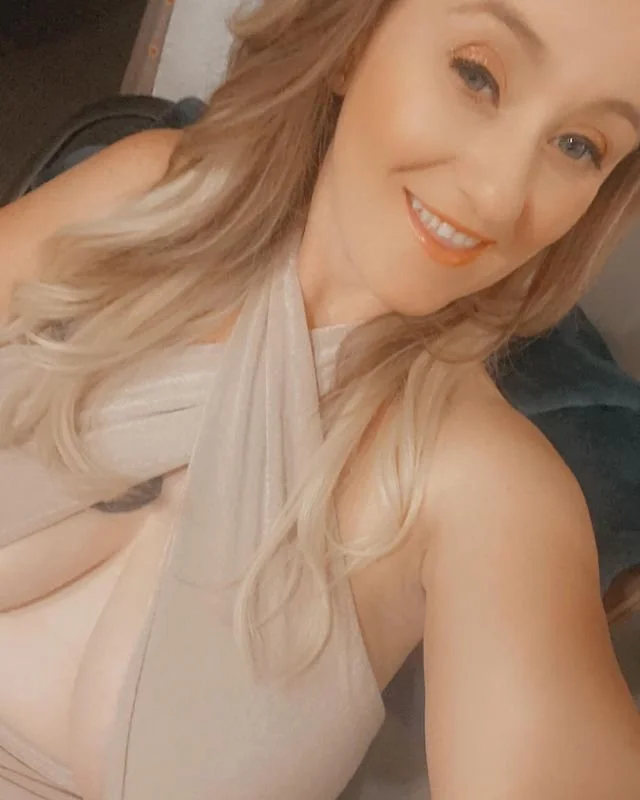Big tit milf image 13