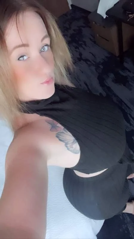 Big tit milf image 8