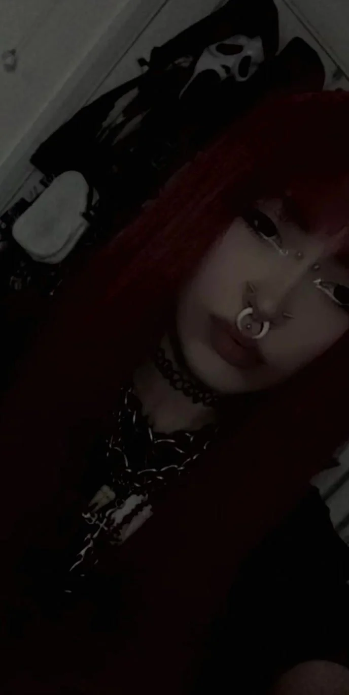 Cutest goth to ever wanna drain your soul image 2