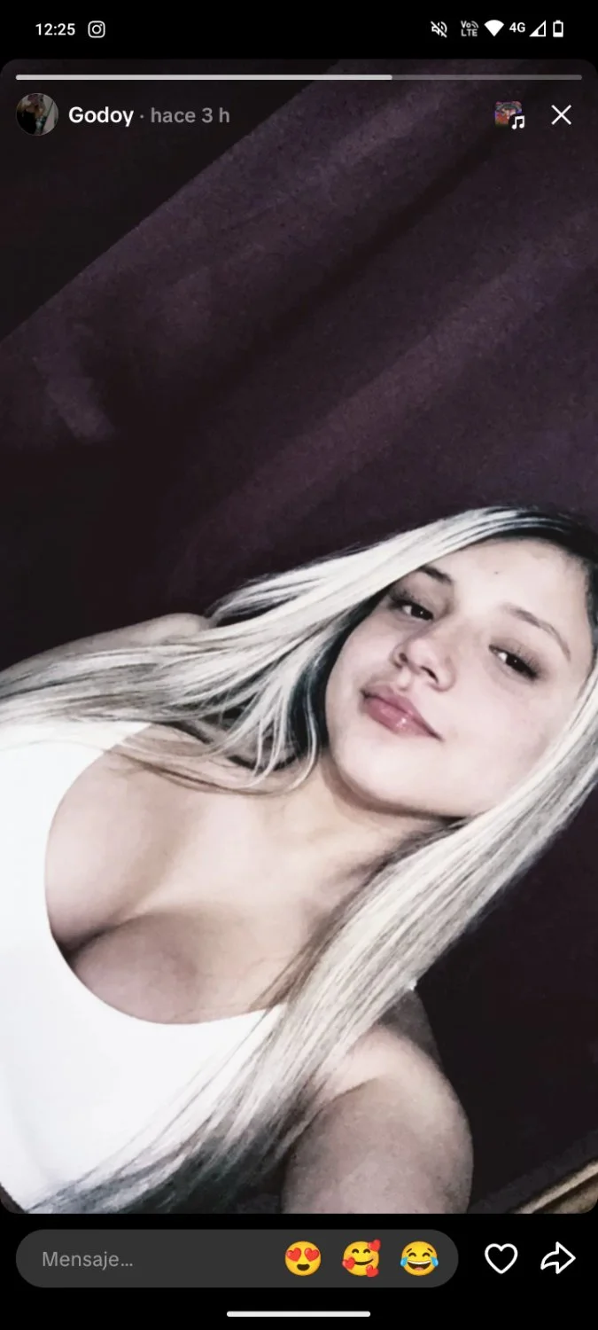 Putas de Instagram image 2
