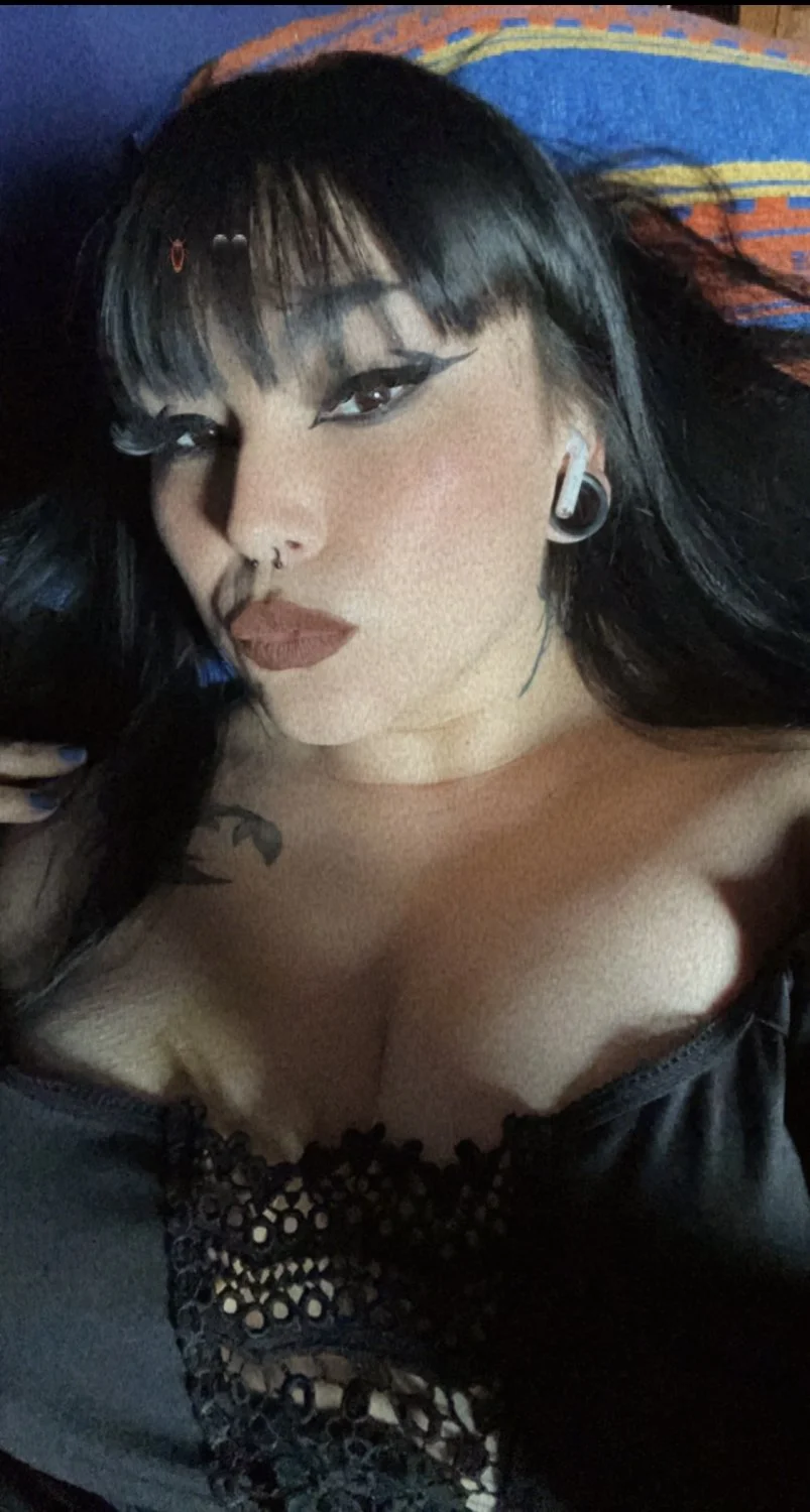Thick Goth Latina main image