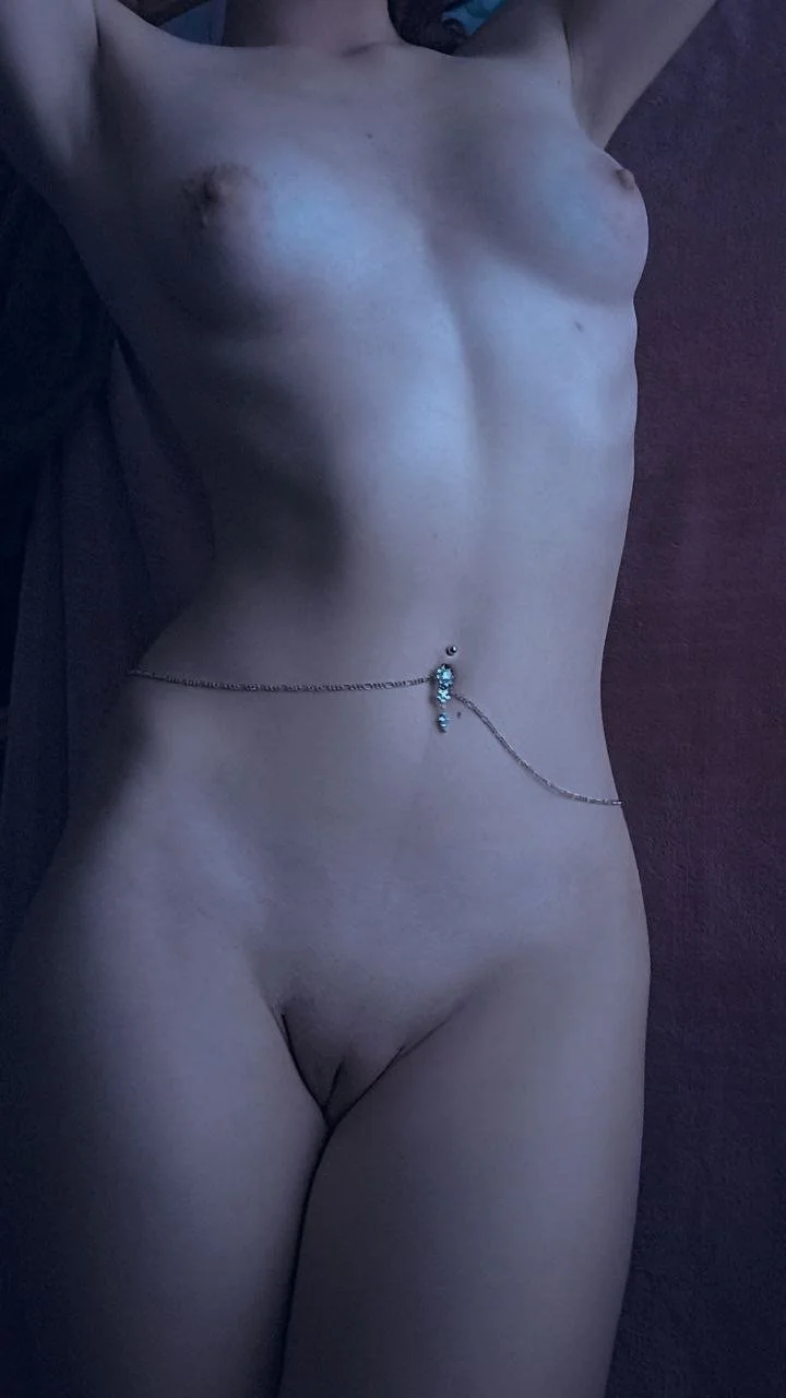 Sexy Ukrainian gf image 8