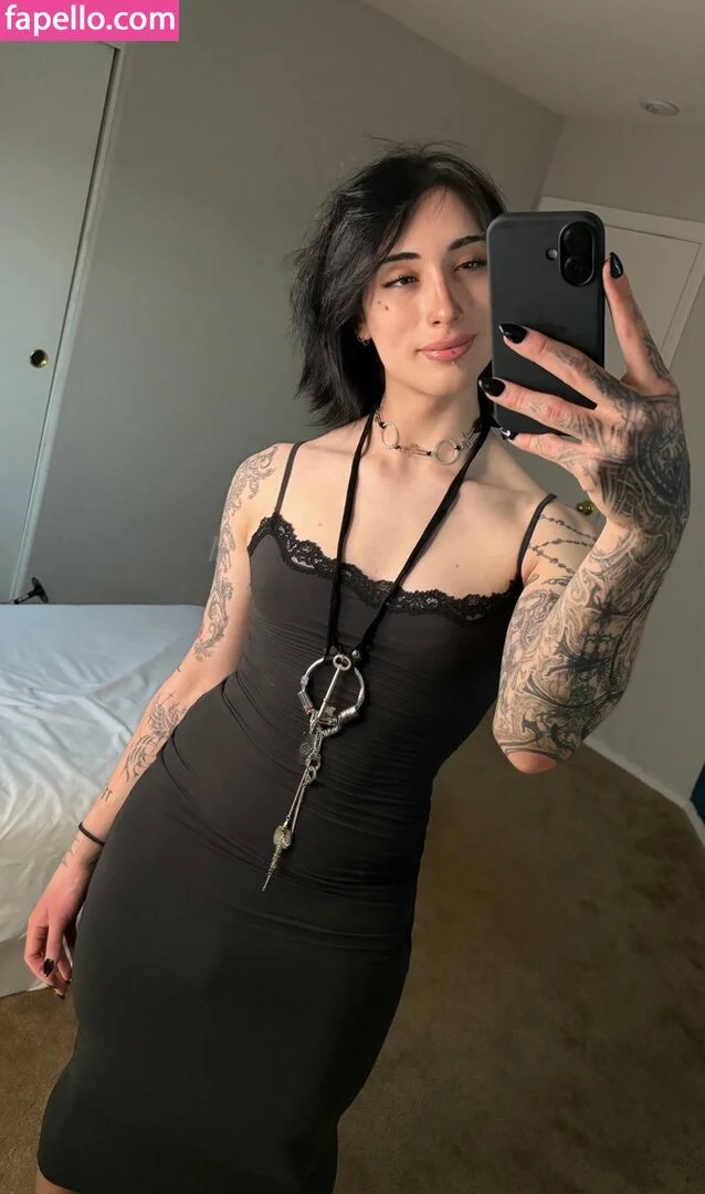 Femboy froufrousam takes bbc dildo and tells you what to do main image