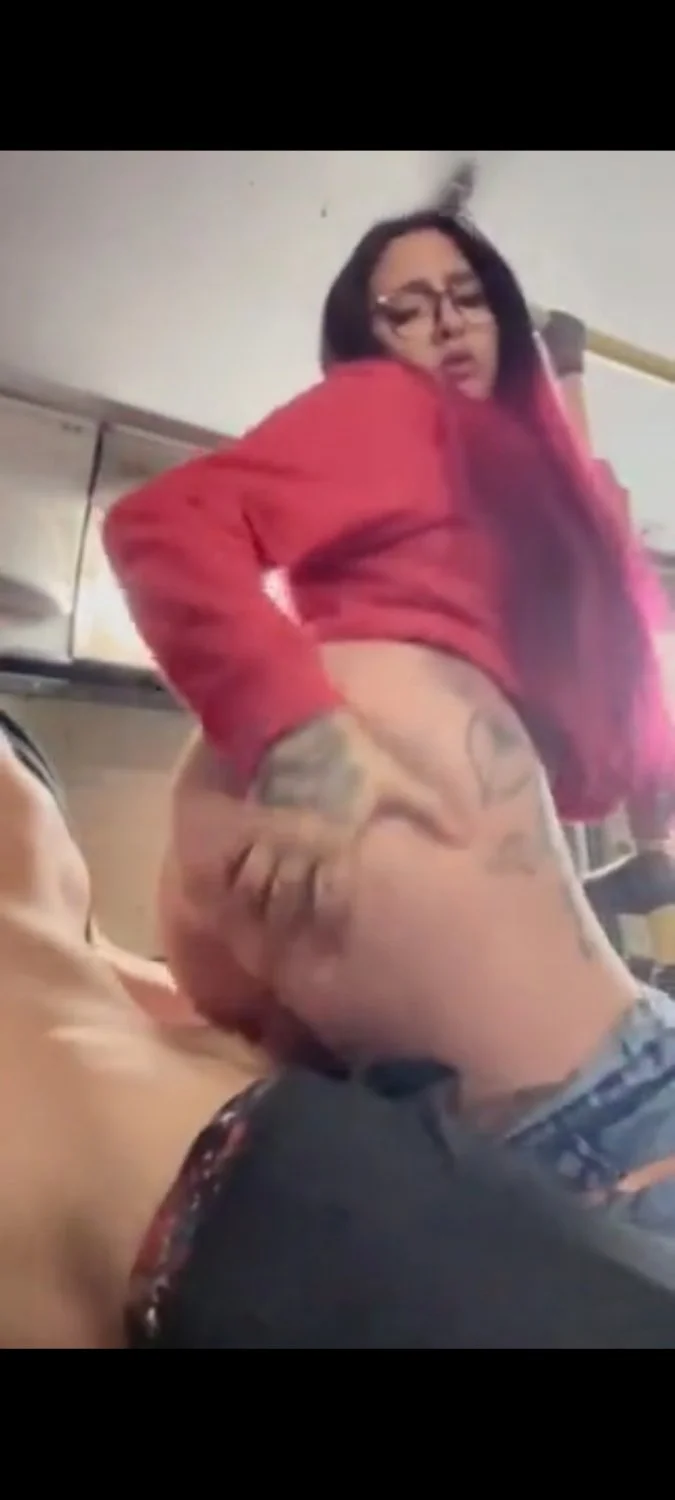 Brazilian exhibitionist couple homemade video fucking inside the public bus image 3