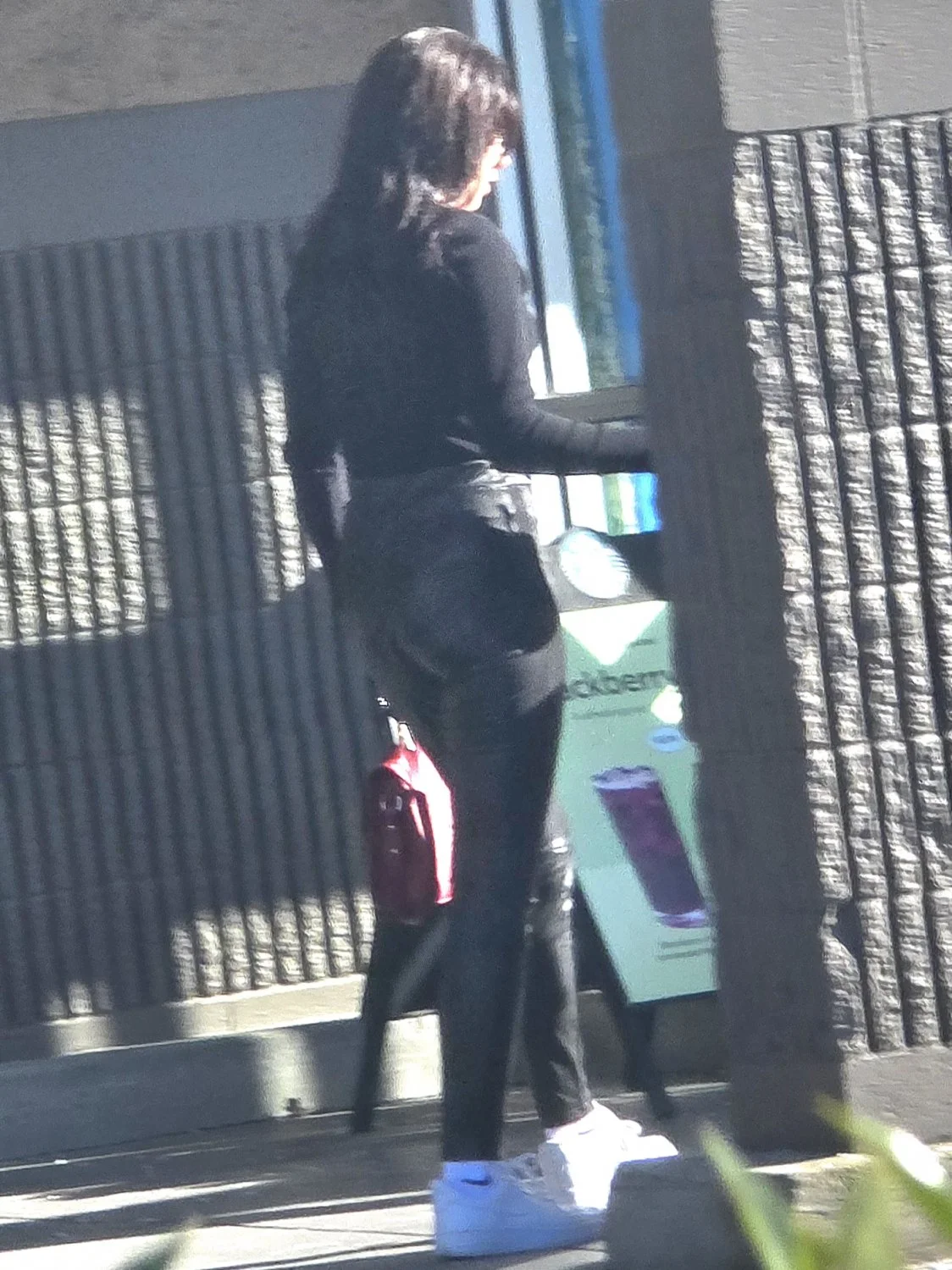 Shopping cheeks image 11