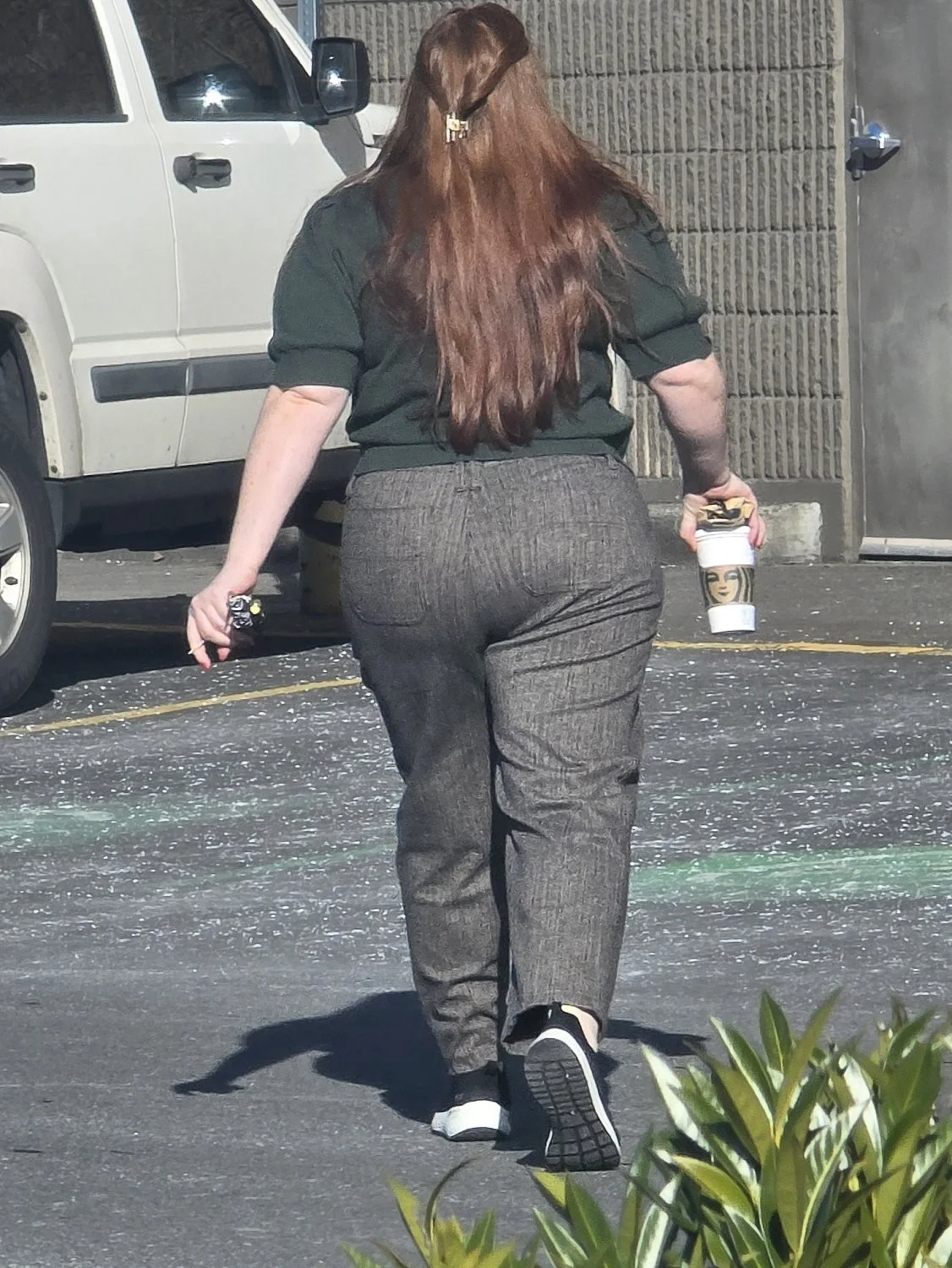 Shopping cheeks image 12