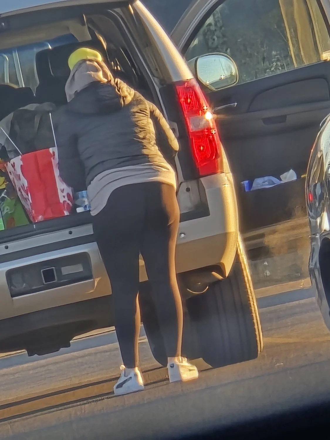 Shopping cheeks image 21
