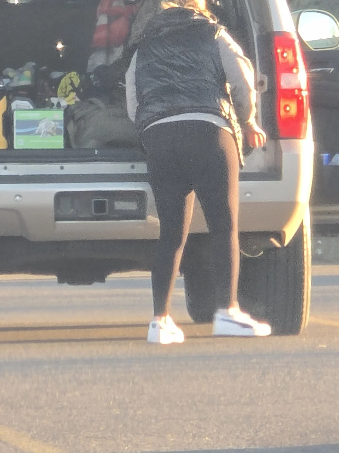 Shopping cheeks image 40