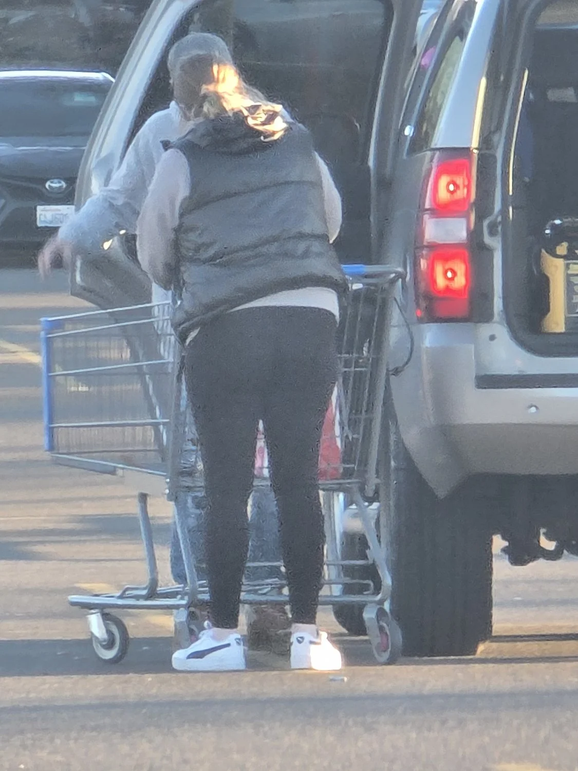 Shopping cheeks image 42