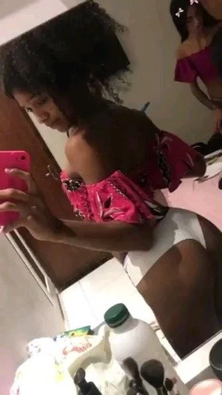 Se eu como vcs imagine essa trans novinha kkk image 8