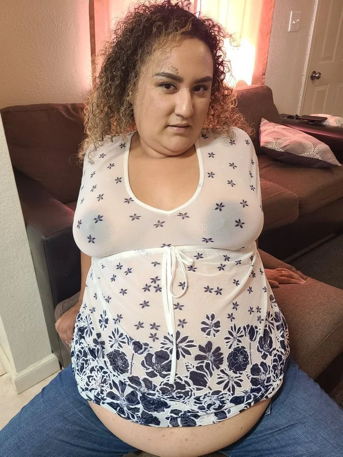 Heavily pregnant mom get fucked image 6