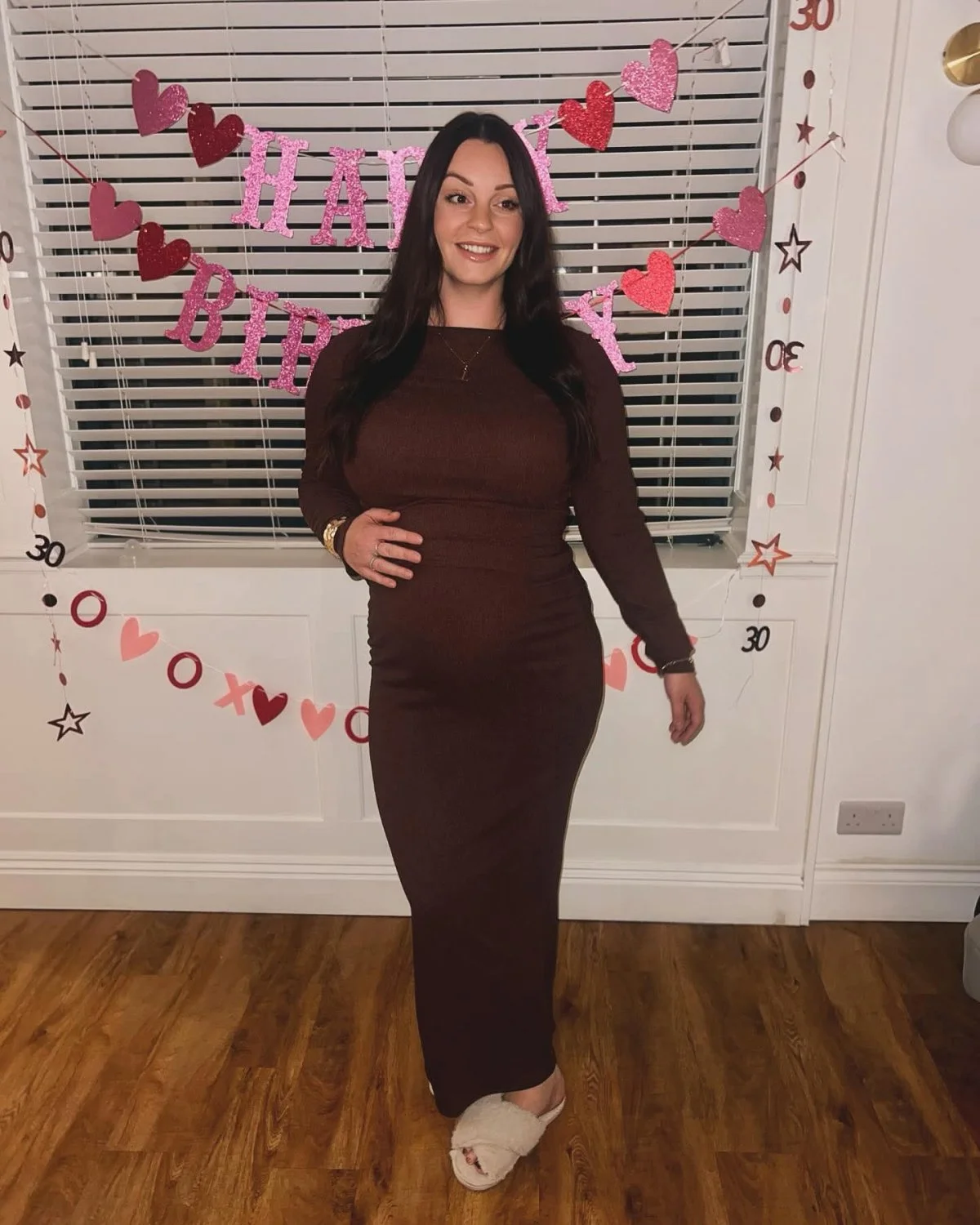Sexy UK Webslut Louise image 13