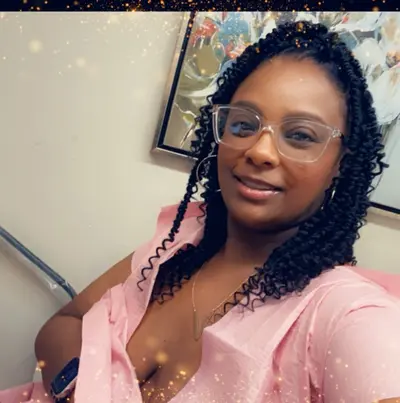 Ebony Milf love eating ass cover image